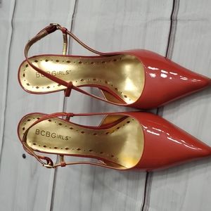 BCBG slingback pump